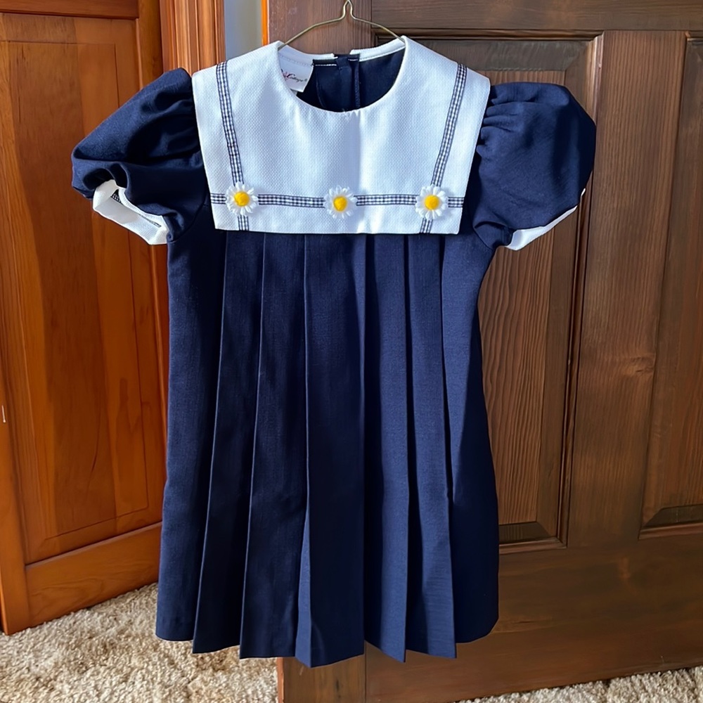 Rose Cottage navy and daisy smocked dress size 6